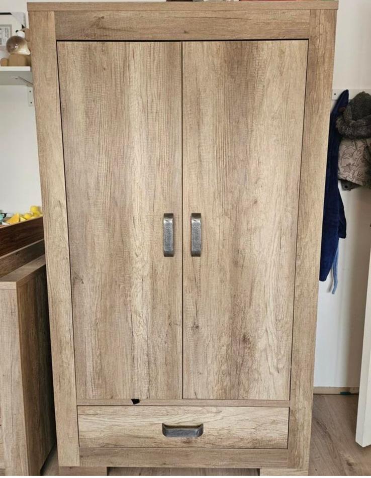 Kidsmill brent kledingkast 2-deurs oldwood, Ophalen, 100 tot 150 cm, Zo goed als nieuw, 150 tot 200 cm