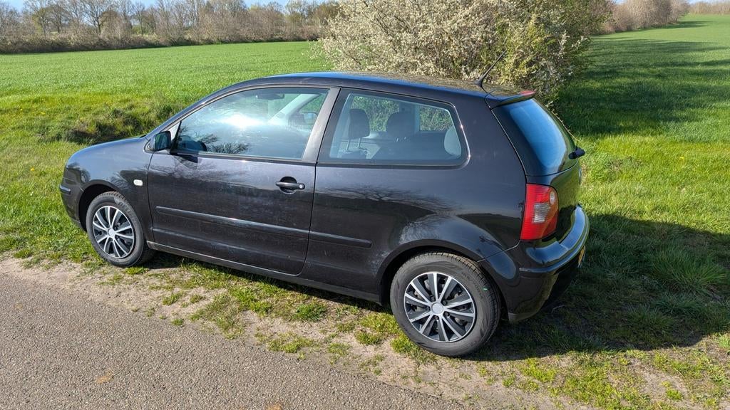 Volkswagen 2005 Zwart, Auto's, Voorwielaandrijving, Stof, 4 cilinders, Zwart