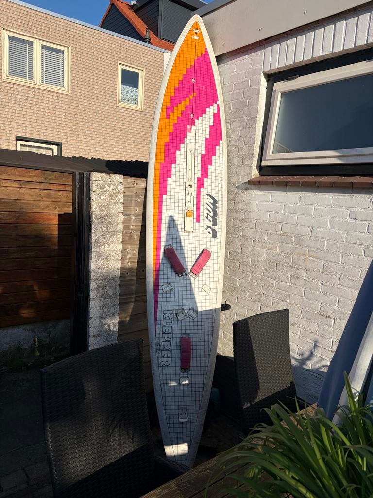 Surfplank Klepper S Gun - Vintage Windsurfplank, Watersport en Boten, Windsurfen, Ophalen, 250 tot 300 cm, Gebruikt, Met vin(nen)