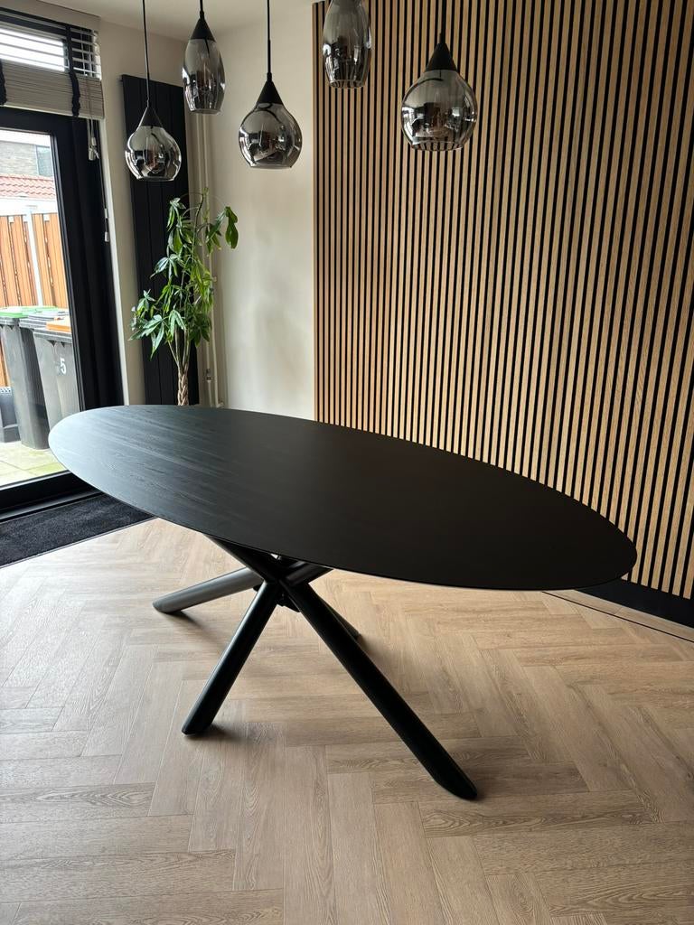 Zwarte ovale eettafel van Zitmaxx, 100 tot 150 cm, 200 cm of meer, Zo goed als nieuw, Vijf personen of meer