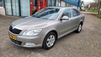 Skoda Octavia 1.4 TSI 90KW AUT 2010 Beige met 1 jaar apk!, Auto's, Skoda, Euro 5, Beige, 4 cilinders, Leder en Stof