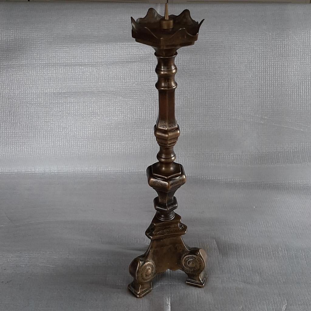 antieke kandelaar, kerkkandelaar koper/brons 31 cm., Ophalen, Koper of Brons