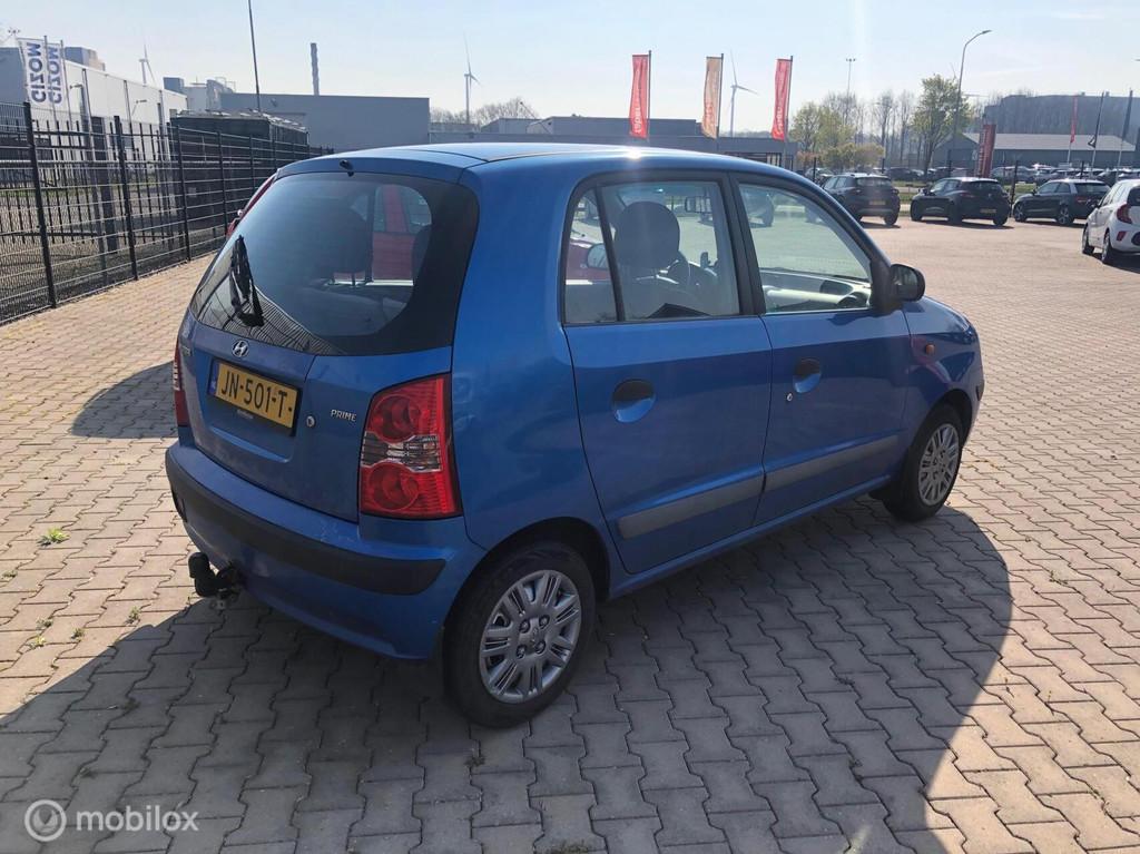 Hyundai Atos 1.1i Active Inruil koopje 790,-, Auto's, Hyundai, Voorwielaandrijving, Stof, 4 cilinders, Metallic lak