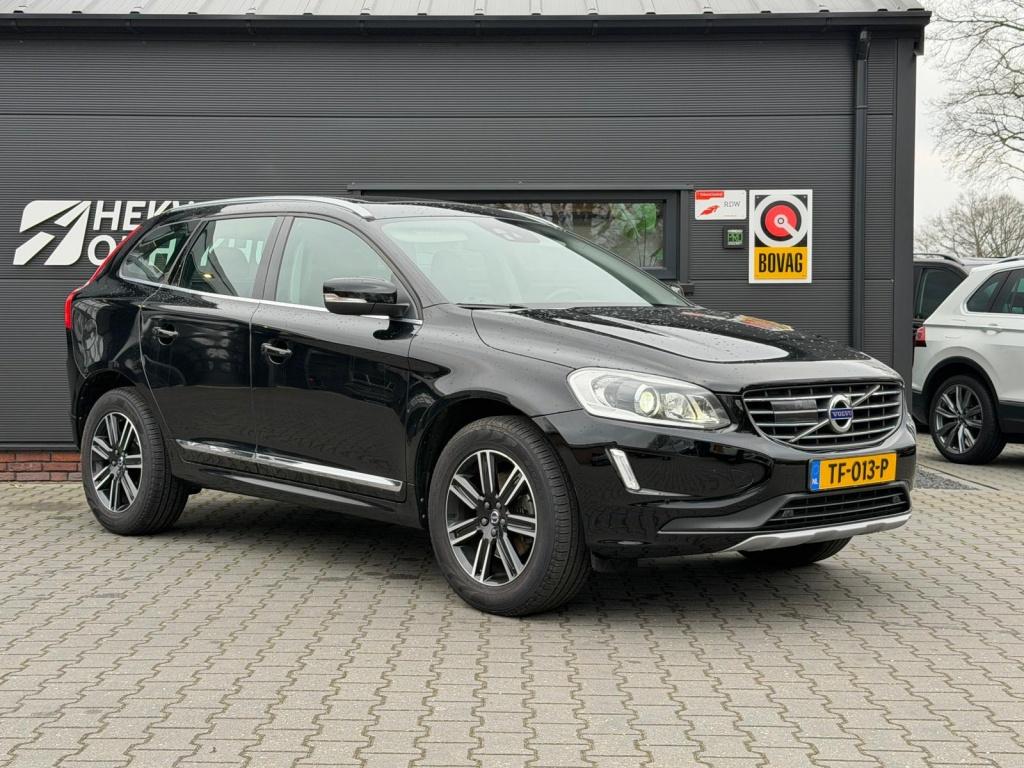 Volvo XC60 2.0 D3 FWD Polar | Leder | Panodak | Trekhaak, Voorwielaandrijving, Euro 6, 4 cilinders, Zwart