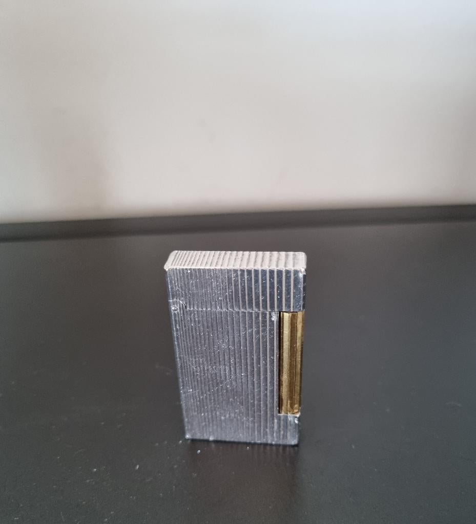 S.T. Dupont D Line gestreepte zilver-gouden gasaansteker, Verzenden, Gebruikt, Aansteker