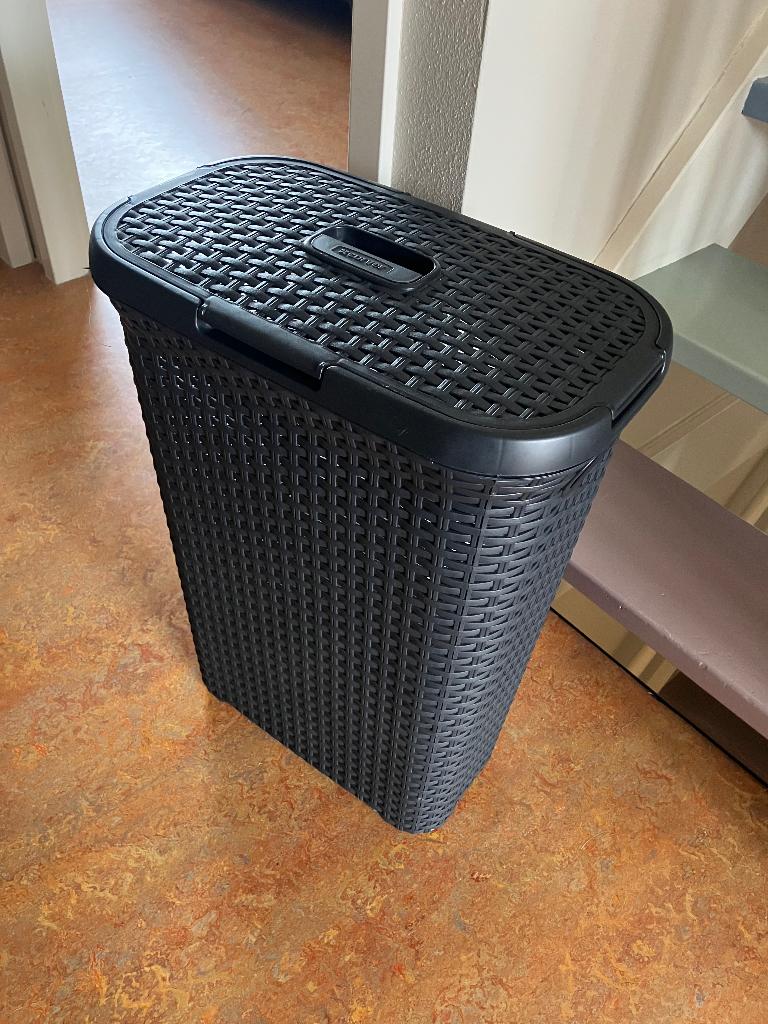 Wasmand zwart Curver, Huis en Inrichting, Ophalen, Zo goed als nieuw, Zwart, Overige typen