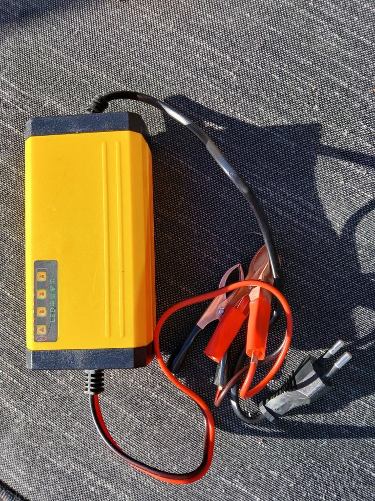 Smart battery charger, Ophalen of Verzenden