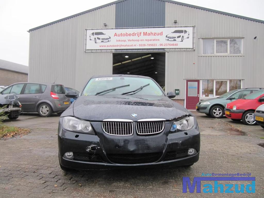 2008 BMW E90 318I 2.O Demontage Sloop IN ONDERDELEN. (12), Petuelring 130
80788  Munich, DE, Gebruikt, Info@bmw.de, Ophalen of Verzenden