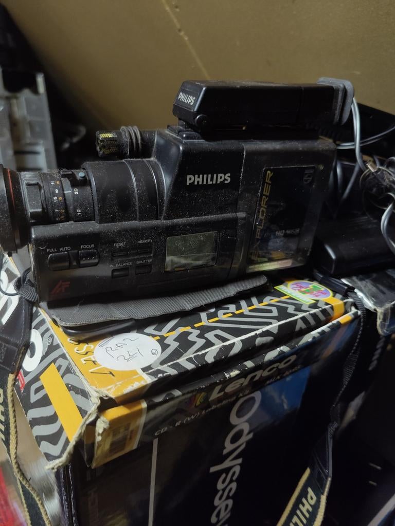 Philips Explorer HD 8mm Videocamera vintage jaren 80, Ophalen of Verzenden, 8mm, Camera