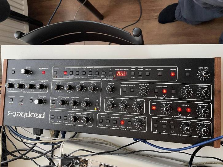 Prophet 5 Desktop, Muziek en Instrumenten, Soundmodules, Zo goed als nieuw, Overige merken, Ophalen of Verzenden