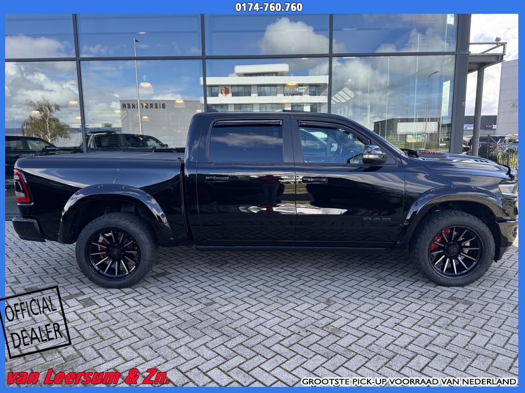 Dodge Ram 1500 Limited Night | Pano | H&K | LPG bovenbouw, Auto's, Automaat, 2546 kg, 5654 cc, 402 pk