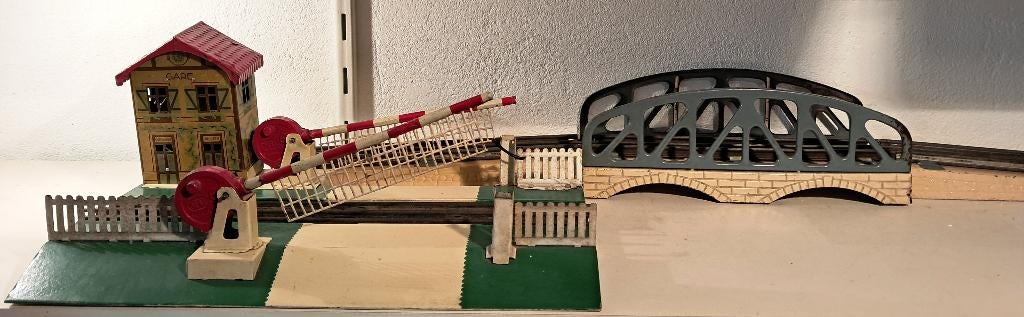 spoor 0 Jep elektrische brug en spoorwegovergang, Antiek en Kunst, Antiek | Speelgoed, Ophalen of Verzenden