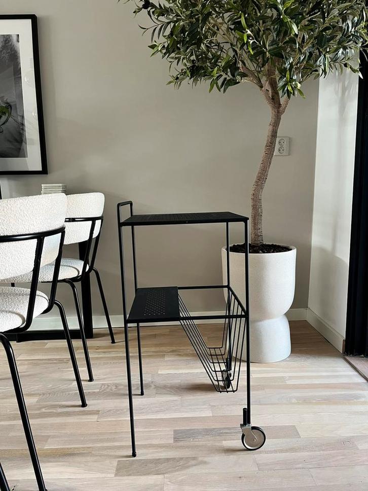 Zwarte trolley Use van House Doctor, Huis en Inrichting, Tafels | Bijzettafels, Zo goed als nieuw, Rechthoekig, 60 cm of meer
