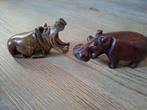 2 Nijlpaarden: 1 van steen, 1 van hout, Verzamelen, Ophalen of Verzenden, Gebruikt, Dier