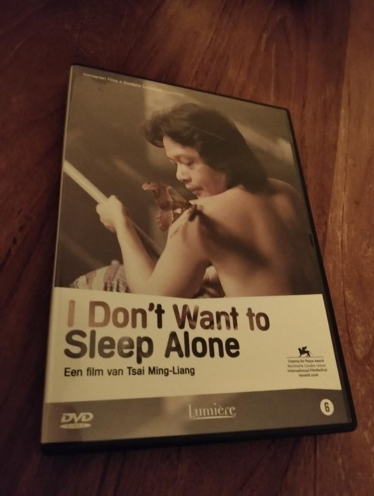 Dvd I Don't Want To Sleep Alone NLO Lumière, Vanaf 6 jaar, Ophalen of Verzenden, Zo goed als nieuw, Drama
