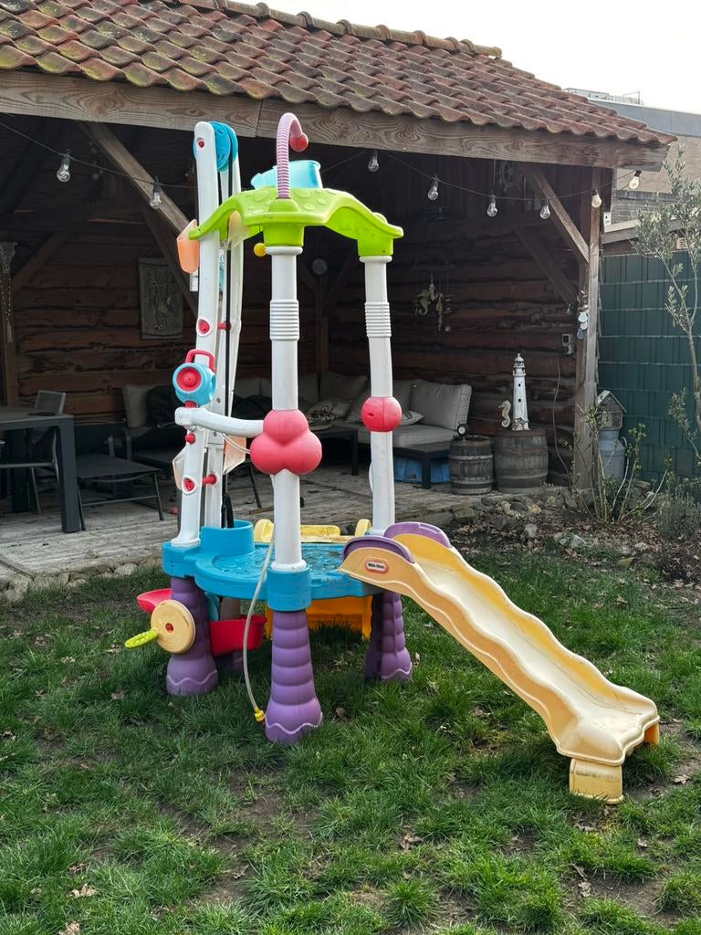 Little Tikes watertoren, Kinderen en Baby's, Speelgoed | Buiten | Speeltoestellen, Ophalen, Gebruikt