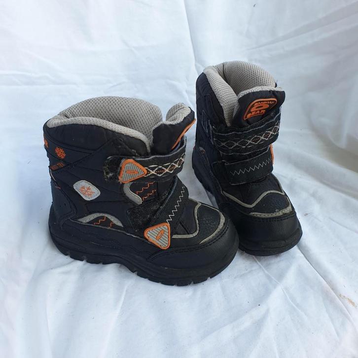 Stiere warme snowboots. Mt 24. Merk SnowGear, Kinderen en Baby's, Kinderkleding | Schoenen en Sokken, Zo goed als nieuw, Laarzen