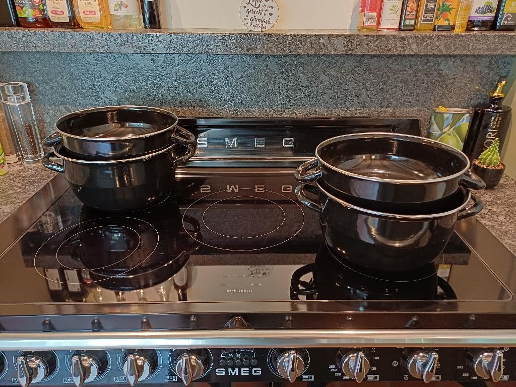 2 Mosselpannen, Ophalen, Overige typen, Aluminium, Zo goed als nieuw