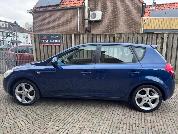 Kia Cee'd 1.6 X-clusive, Auto's, Kia, Bedrijf, Te koop, (Pro) Cee d, ABS, Airbags, Airconditioning, Centrale vergrendeling, Climate control