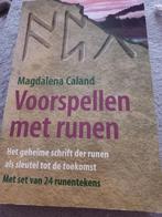 M. Caland - Voorspellen met runen in tasje, Boeken, Tarot of Kaarten leggen, Overige typen, Ophalen of Verzenden, Zo goed als nieuw