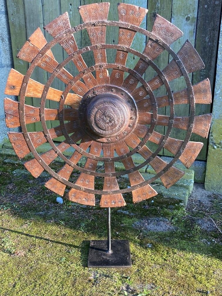 HOUTEN SPINNEWIEL OP STANDAARD NR 1., Huis en Inrichting, -, -, Nieuw, Ophalen of Verzenden