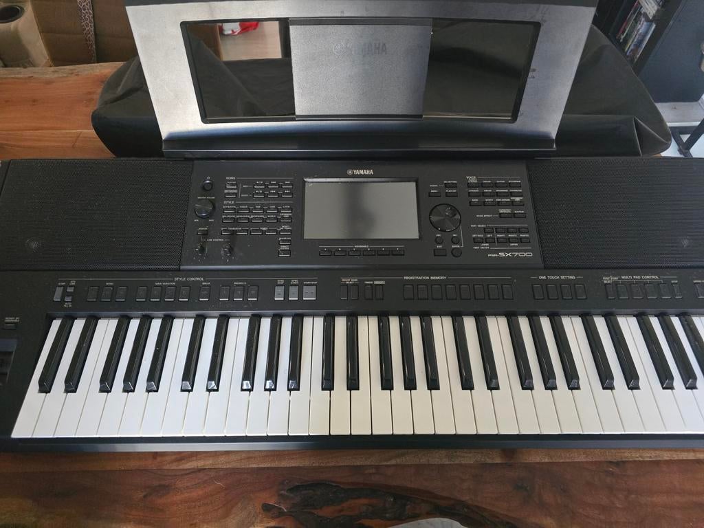 Yamaha PSR-SX700 Keyboard - Nieuw amper gebruikt, Muziek en Instrumenten, Keyboards, Ophalen, 61 toetsen, Midi-aansluiting, Nieuw