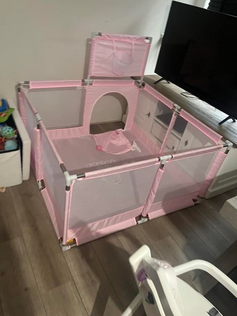 Roze grondbox, Ophalen, Gebruikt, Rechthoekig