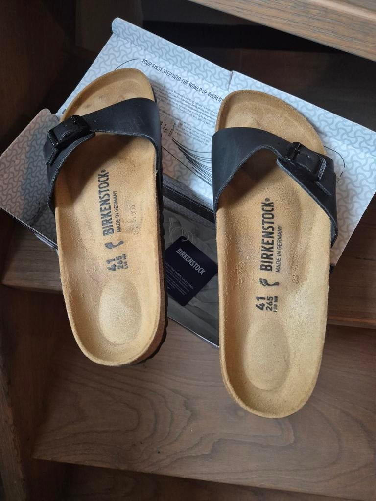 Nieuwe zwarte Birkenstock slippers, maat 41, Kleding | Dames, Schoenen, Ophalen of Verzenden, Nieuw, Zwart