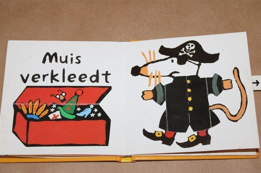 Muis op de Peuterspeelzaal — Mini Flapjesboek, Boeken, Prentenboeken en Plaatjesalbums, Ophalen of Verzenden, Gelezen