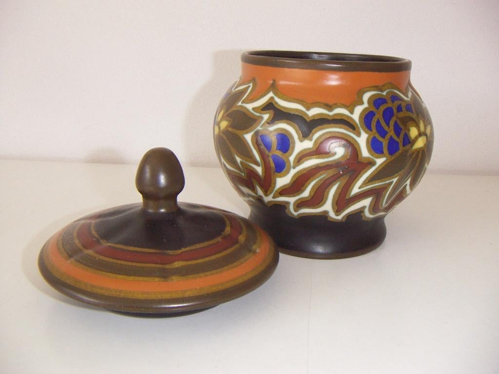 Zuid Holland Gouda plateel keramiek dekselpot jr.1927. Nadro, Antiek en Kunst, Antiek | Keramiek en Aardewerk, Ophalen of Verzenden