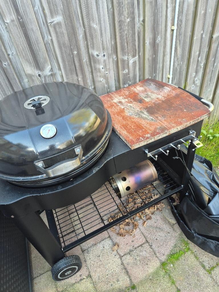 Barbecue, Tuin en Terras, Houtskoolbarbecues, Ophalen, Gebruikt, Met accessoires, Tarrington House