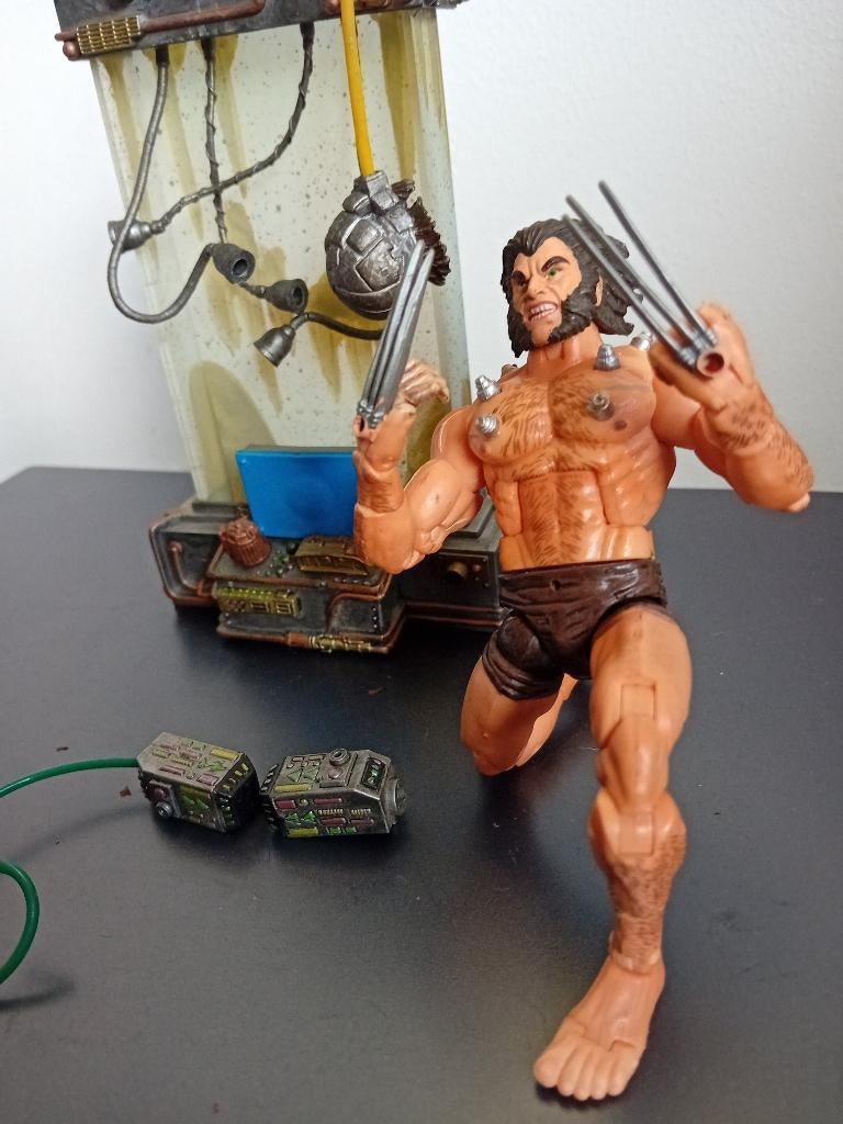 Figuurtje Marvel Legends Magic: The Gathering Agent Anti-Venom Figure