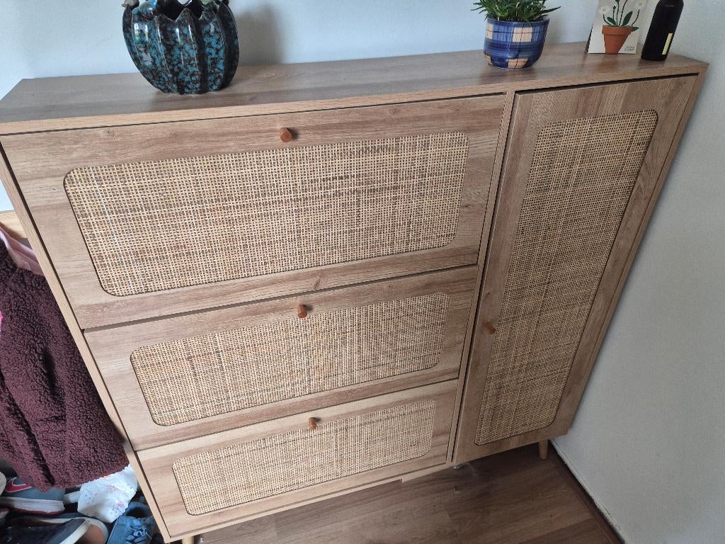 Schoenenkast, Ophalen, Zo goed als nieuw