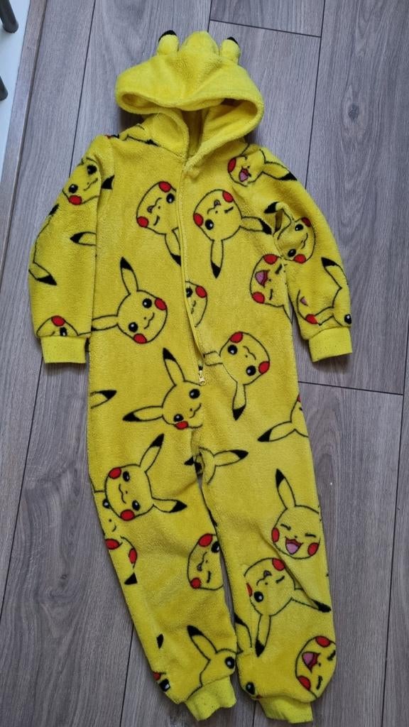 Pokemon Pikachu Onesie Maat 110/116, Nacht- of Onderkleding, Gebruikt, Pokemon, Jongen of Meisje