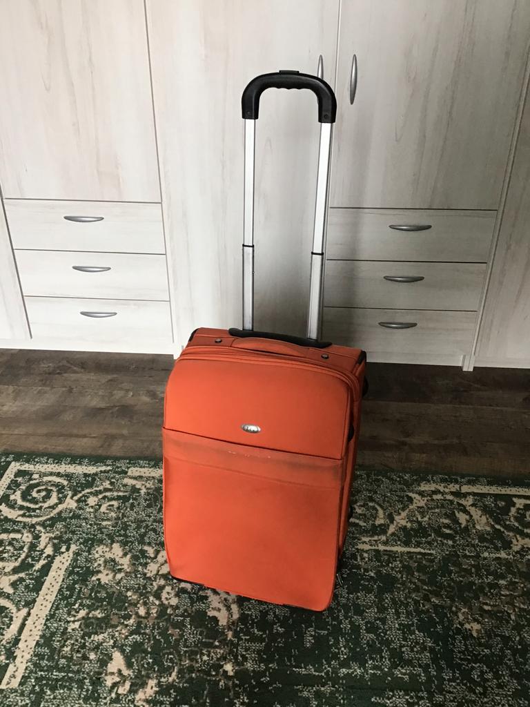 Liv oranje koffer!, Ophalen, Gebruikt, Zacht kunststof