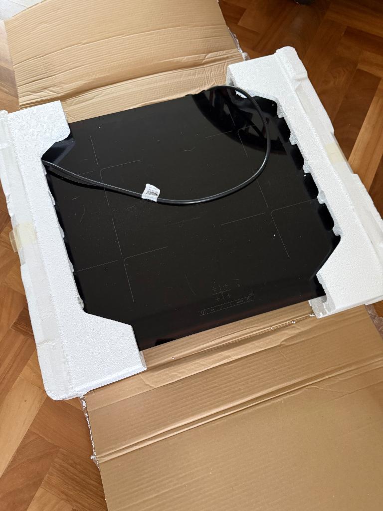 Bosch PUE63KBB5D - inbouw inductiekookplaat - 60 cm - 230V, Zo goed als nieuw, Energieklasse A of zuiniger, Inbouw, Inductie
