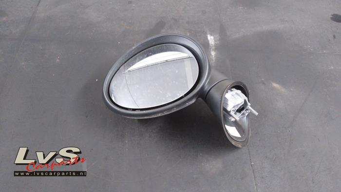 Buitenspiegel links van een Mini Countryman, Auto-onderdelen, Spiegels, Gebruikt, -, -, Ophalen of Verzenden