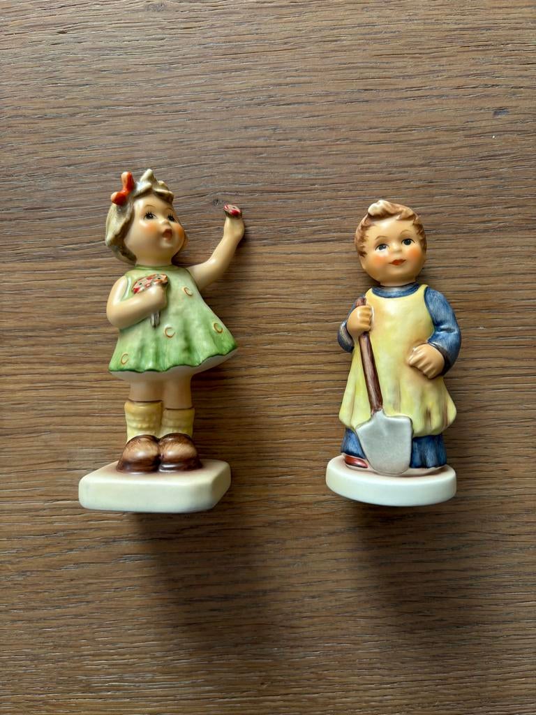 Hummel Beeldjes 793 & 727 uit 1996 - Zeer Goede Staat, Ophalen of Verzenden, Zo goed als nieuw, Hummel