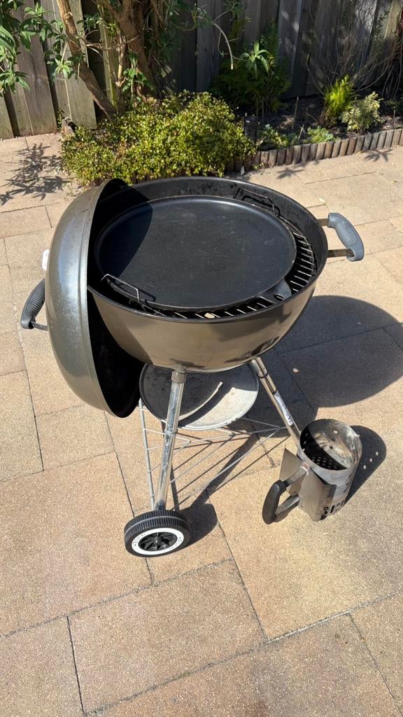 Weber Compact Kettle houtskool, Ophalen, Zo goed als nieuw