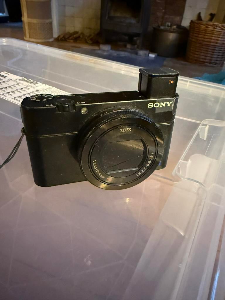 Sony RX100 IV, Audio, Tv en Foto, Fotocamera's Digitaal, Ophalen of Verzenden, Zo goed als nieuw, Sony