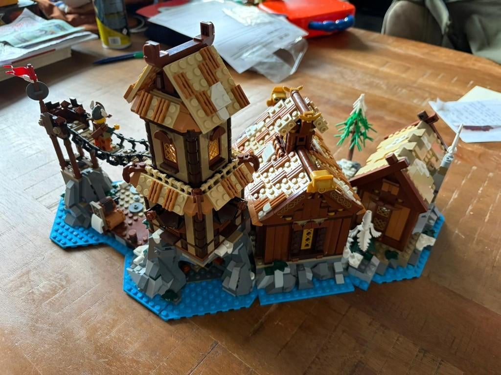 LEGO 21343 Viking Village Dorp, Ophalen of Verzenden, Nieuw, Complete set, Lego