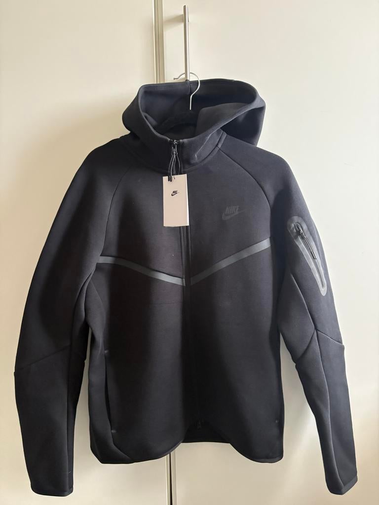 Nike Tech Fleece Vest Zwart - Nieuw met kaartjes, Ophalen of Verzenden, Nieuw, Maat 48/50 (M), Zwart
