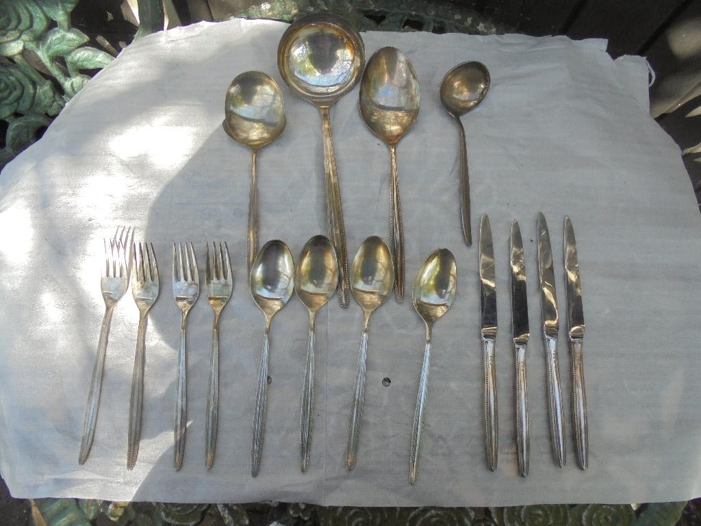4 persoons verzilverd Diner bestek set Gero 100 parelrand, Antiek en Kunst, Antiek | Bestek, Ophalen of Verzenden