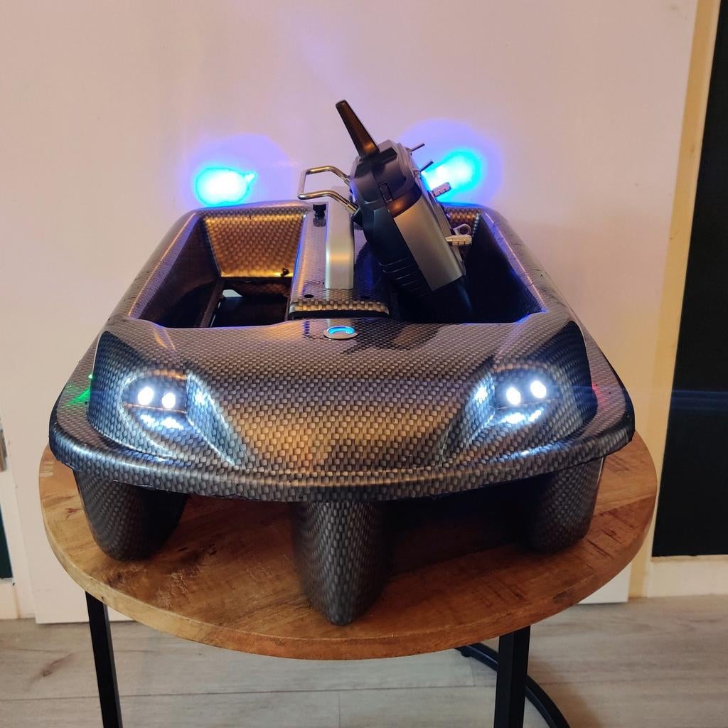 Carpmadness Phantom voerboot Jet - lipo, Watersport en Boten, Hengelsport | Karpervissen, Zo goed als nieuw, Overige typen, Ophalen of Verzenden