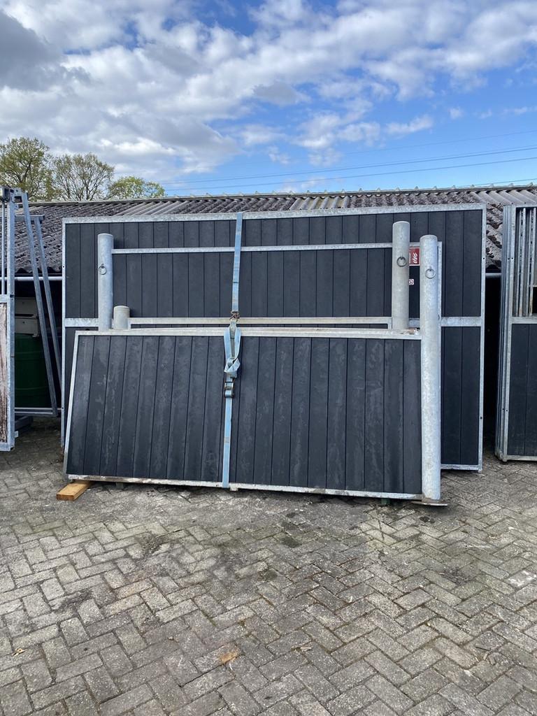 paarden poetsplaats wanden, Dieren en Toebehoren