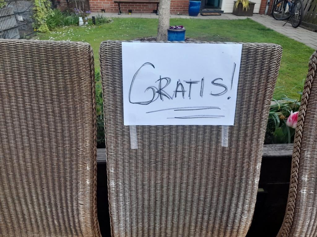 GRATIS! 6 rotan eetkamerstoelen, Gebruikt, Bruin, Riet of Rotan, Ophalen of Verzenden