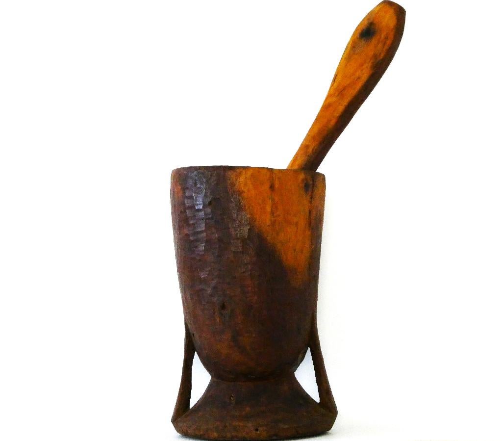 Unieke handvervaardigde grote houten vijzel / mortier Afrika, Ophalen of Verzenden