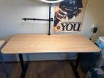 IKEA bureau 140x60 in hoogte verstelbaar, Ophalen, Gebruikt, 100 tot 150 cm, 50 tot 100 cm