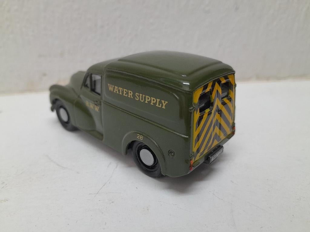 Morris Minor Van Water Supply, Ophalen, Zo goed als nieuw, Auto, Corgi