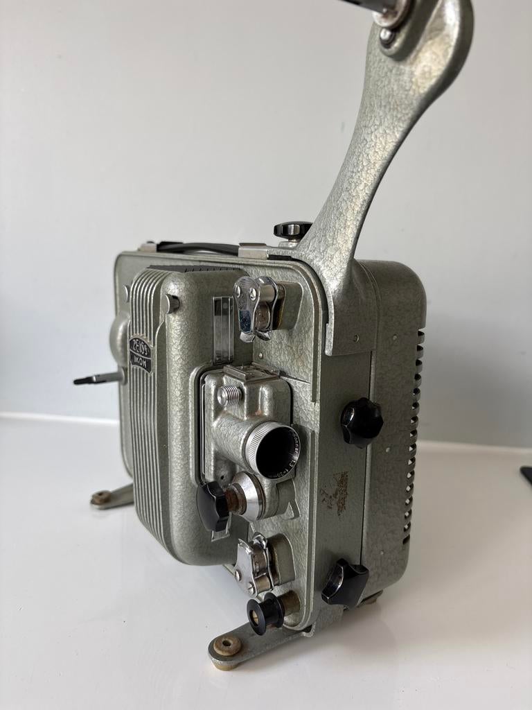 Zeiss Ikon Movilux 8B filmprojector, Verzamelen, Fotografica en Filmapparatuur, Ophalen of Verzenden, Projector